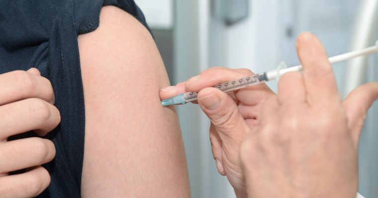 安省成年人可免费接种的疫苗
